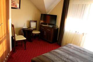 Отель Hotel Linder Malnia Стандартный двухместный номер с 1 кроватью-14